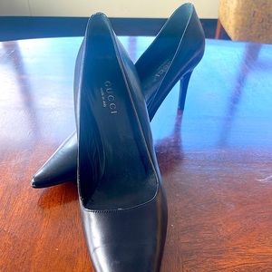 VINTAGE classics Gucci pumps New without tag